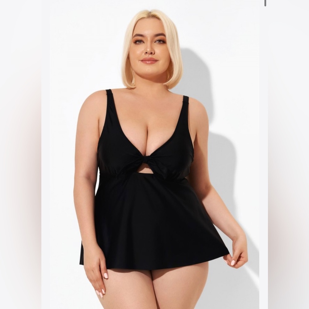 Black plunge tankini top underwire with tie adjustable straps top only